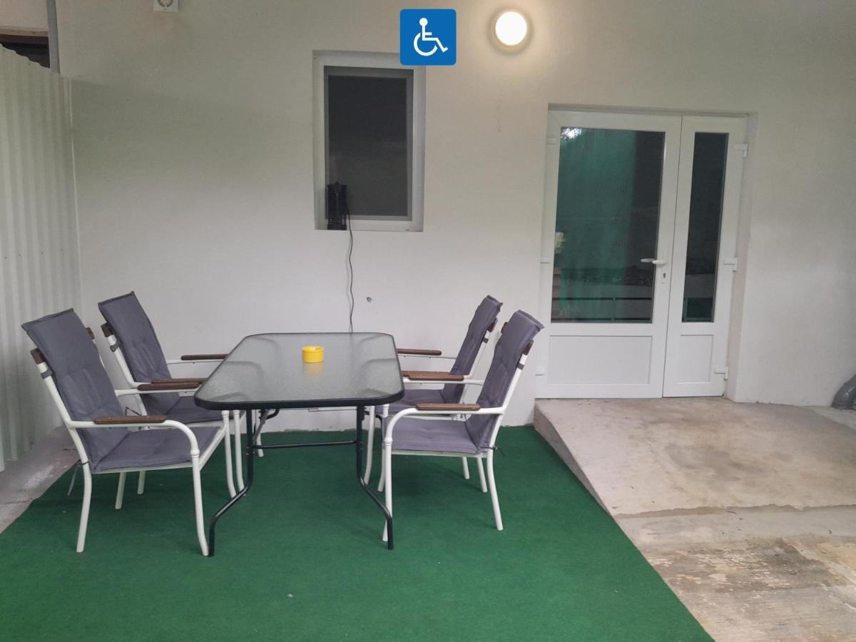 Apartments Mare Пула Экстерьер фото