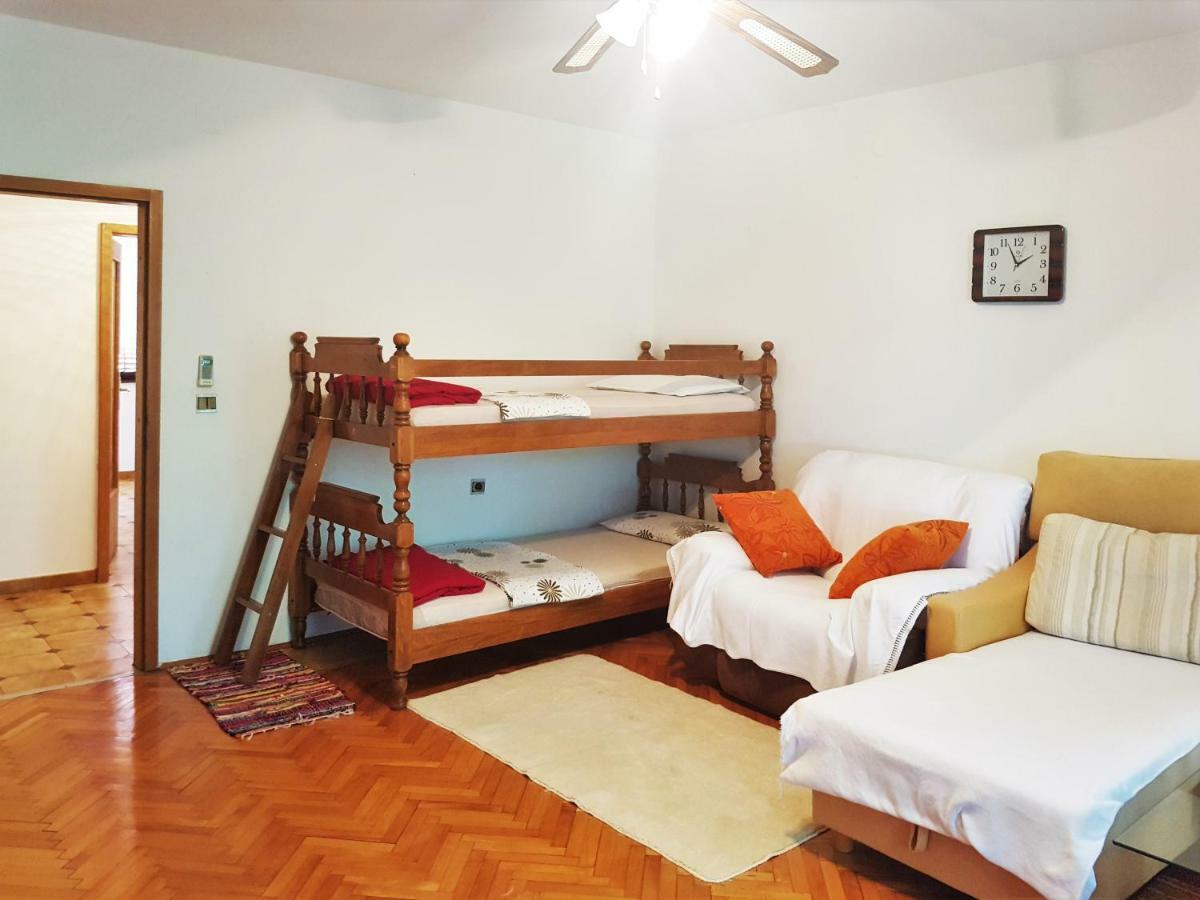Apartments Mare Пула Экстерьер фото